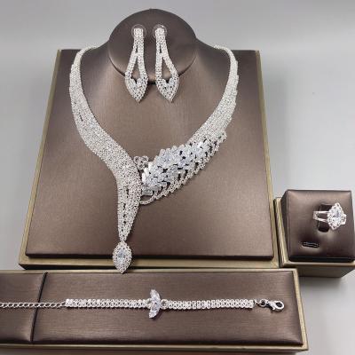 China TRENDY Fashion Jewelry Silver Women Rhinestone Drop Necklace Earring Set Wedding Dress Jewelry Accessory Set for sale