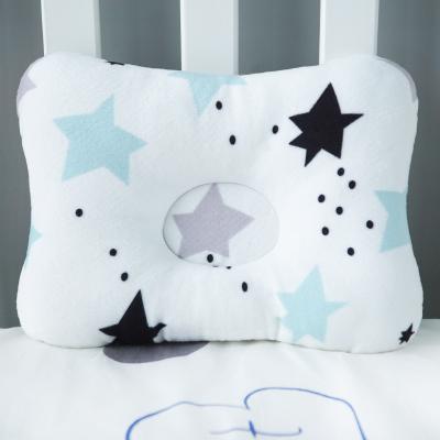 China Anti Static Cotton Roll Toddler Infant Infant Sleep And Side 95% 5% Spadndex Flat Head Soft Head Forming Baby Crib Pillows for sale