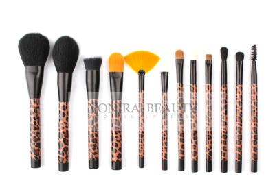 Chine le maquillage professionnel de la marque de distributeur 12PCS élégante balaye le kit pour l'artiste à vendre