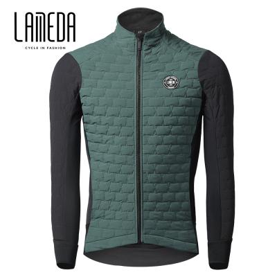 China LAMEDA Men Breathable Moisture Proof Comfortable Sports Wear Winter Riding Cycling Jacket for sale