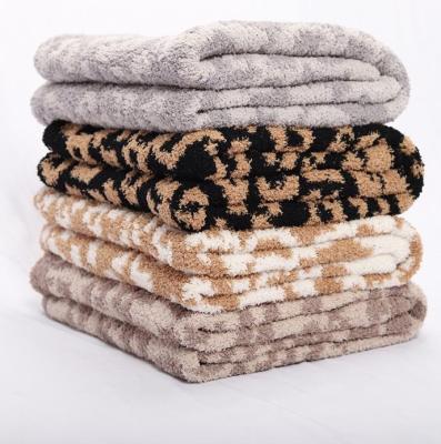 China 2022 Winter Softest Barefoot Fleece Wearable Custom Knit Leopard Blanket for sale