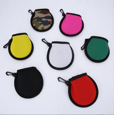 China Outdoor Europe Golf Ball Cleaning Bag With Hanging Loop Portable Golf Club Wiping Towel For Golfer Practice for sale