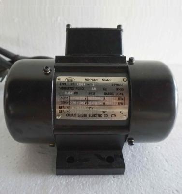 China Drip-proof Transport Vibration Vibrator Motor Three Phase Pole 3600 / 3000 RPM 50 kgF for sale