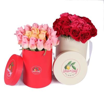 China Handmade Custom New Style Luxury Round Paper Box With Lid Round White Boxes Wholesale Simple Box Beautiful For Flower Arrangements for sale