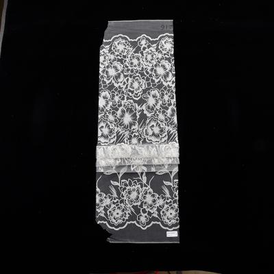 China Soft Exquisite Flower Leaf Design Pure White Wedding Lace Fabric 2021 Use For Wedding Dress for sale