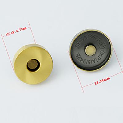 China Reasonable Hot Sale Hardware Handbag Magnet Button For Luggage Bag for sale