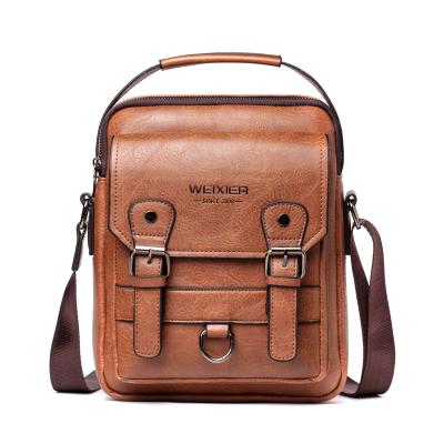 China Daily used 2021 new retro men's shoulder bag men's backpack casual trend messenger bag cross-body bag for sale