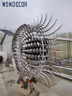 China Große geschmiedete Metallkinetische Wind-Skulptur der Metallskulptur-300cm zu verkaufen