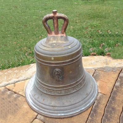 Chine Fonte décorative de cuivre en métal Bells en bronze pour le jardin extérieur à vendre