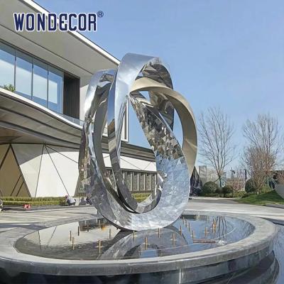 China Outdoor Large Stainless Steel Fountain Sculpture Irregular Geometric Twisted Ring for sale