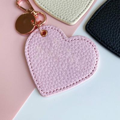 China Custom Made Personalized Socket Keys PU Leather Key Chains Heart Anniversary Key Chain Leather Key Holder for sale