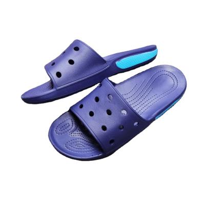 China 2021 new fashion trend summer men's and women's shoes classic sandals couples wear slippers beach hole outdoor shoes for sale