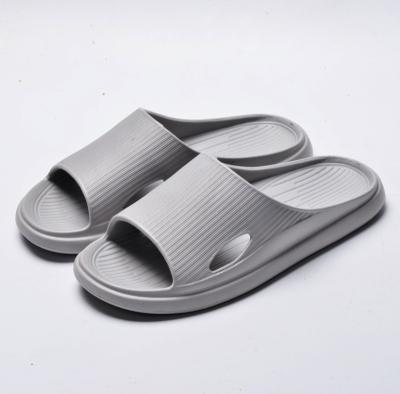 China Fashion Trend EVA Bathroom Wholesale Indoor Outdoor Summer Men's Casual Shoes Sandals Soft Lightweight Men Slide Slipper for sale