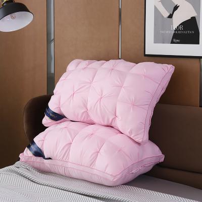 China Anti-Static Fashion Soft Twist Vacuum Pillows Hilton Hotel Sleeping Bread Pillows Soft And Supportive Gusseted Pillow for sale