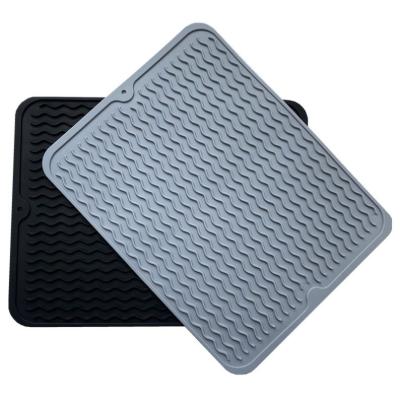 China 2021 Sustainable Dish Draining Mat Kitchen Dish Silicone Heat Resistant Dish Drying Mats And Pads for sale