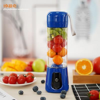 China Portable Blender 130W Mini Personal Juicer And Blender Rechargeable Usb Charging Automatic Orange Juicer Juicer Cup for sale