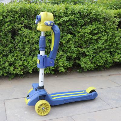 China High Quality Fashionable Handlebar Adjustable Height With Bubble Machine Function Scooter Children Play Kick Scooter Big Wheel Kids 3 Wheel Scooter for sale