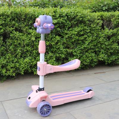 China Handlebar height adjustable competitive price with bubble machine function scooter with seat kids scooter with seat for kids scooter motor children for sale