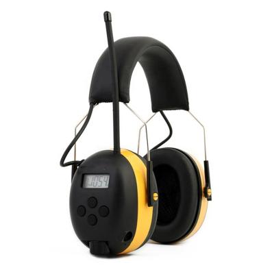 China Shooting/Hunting/Forestry Works/Noisy Environment...EM3004 DAB+ BT Electronic Earmuffs for sale