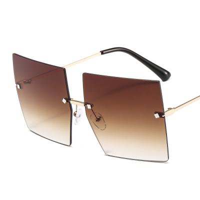 China Fashionable Square PANO Big Frame Sun Unisex Shades Fit Retro Eyewear 2021 Unique Luxury Oversized Sunglasses for sale