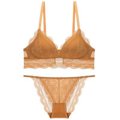 China Retro Triangle Cup Underwear Breathable Comfortable Ladies Bra Set Thin Sexy French Lace Ringless Bra Set for sale