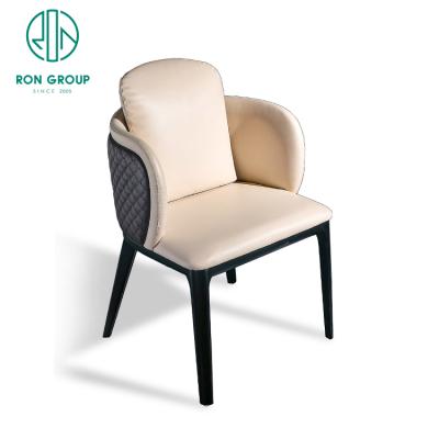 China 2021 Modern Simple Leather Chair Golf Chair New Product Indoor Steamer Restaurant Dining Chair Indoor Dining Chair for sale