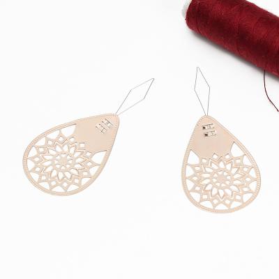 China Hand Sewing JP Accessories Handmade Sewing Tools Rose Gold Color Copper Needle Threader for Sewing Craft for sale