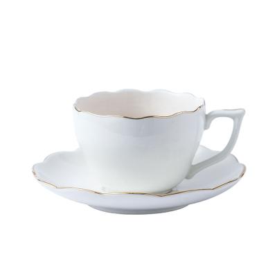 China 2021 Sustainable Eco-Friendly Ceramic Gold Rim Coffee Cup And Saucers Coffee Mugs For Travel for sale