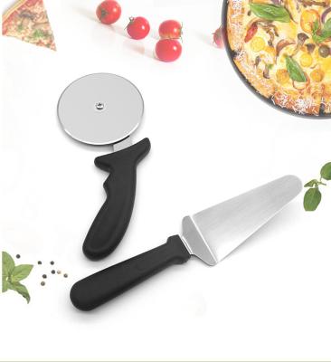 China Sustainable Pizza Tools Box Packed PP Handle Pizza Shovel Pizza Rolling Cutter for sale