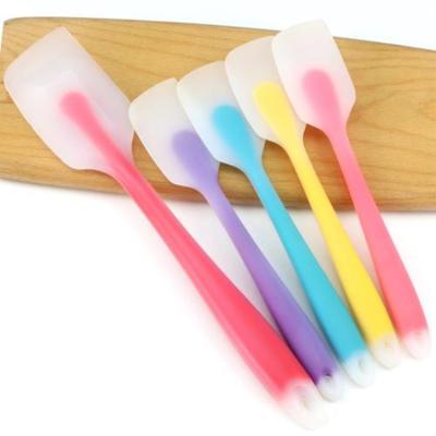 China Viable Non-Stick Silicone Pastry Scraper Food Grade Cake Cream Butter Baking Spatula for sale