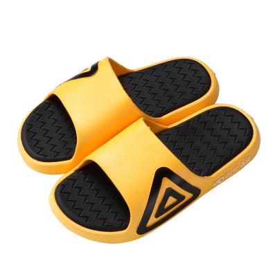 China Quick Dry Slipper Man Slide Slipper Summer Cheap Unique Price Massage Shoes Men Slippers Light Weight Slipper for sale