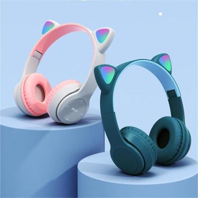 China Multi-Color Headband Glow Led Cat Ear P47 Cat Gaming Headphone New Girl Cat Cute Ear Headphone for sale