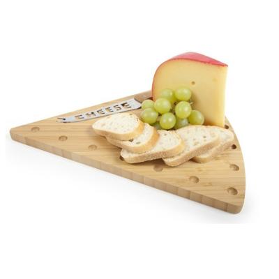 China Sustainable Small Triangle Bamboo Food Cheese wooden cutting board for sale