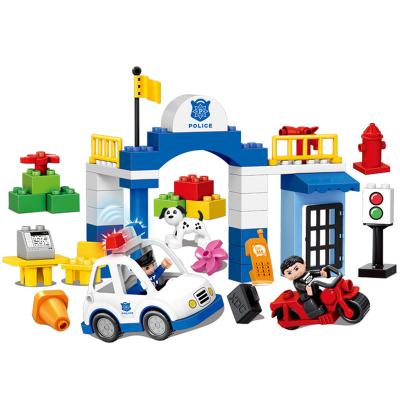 China Large Size Building Toy Huimei Building Block Toys Educational Construction Set Compatible With Major Brands Police Fire Castle Zoo Sets for sale