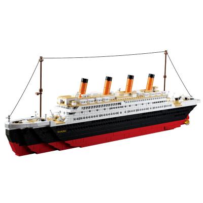 China Construction Toy Sluban Building Blocks M38-B0577 Great Titanic Of Bricks 1012PCS Model Building Kit For Children for sale