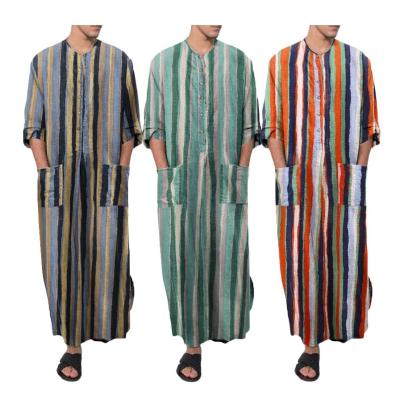 China Colorful Stripe Thawb Feeling S-5XL Men Long Dress Stripe Thobe Mens Blouse Soft Islamic Muslim Long Sleeve Jubah Plus Size for sale