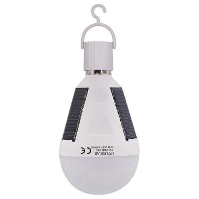 China Desktop Solar Light Bulb Rechargeable Emergency Led Light DC12 B22 E27 7W HIGH Battery Capacity 1200mAh Led Solar Light Bulb for sale