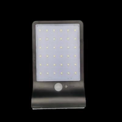 China Solar Led Garden Deck Lights Path Stairs Step Fence Lights Wall Lamp Waterproof Landscape Lighting Outdoor Garden Light for sale