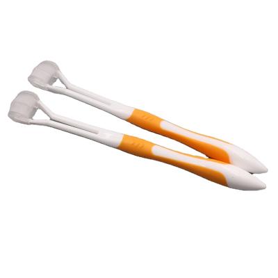 China High Quality Pet Toothbrush Pet Toothbrush Two Heads Sided Bristles for sale