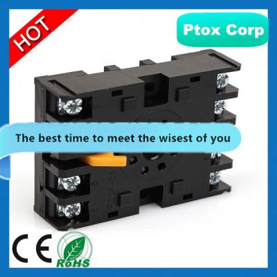 China 4 Pin or 5 Pin Car Ceramic Relay Socket for 12V auto relay socket for sale