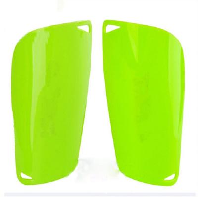 China Avoid Crash Football Shin Pads Carbon Fiber Soccer Lightweight Shin Guard for sale