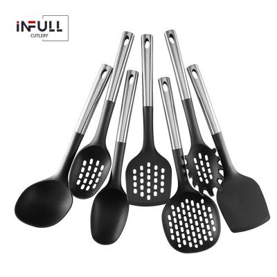 China Viable Nylon Kitchenware Kitchen Tools Non Stick Blackccc Turner Soup Ladle Spatula Shovel Baking Heat Resistant for sale