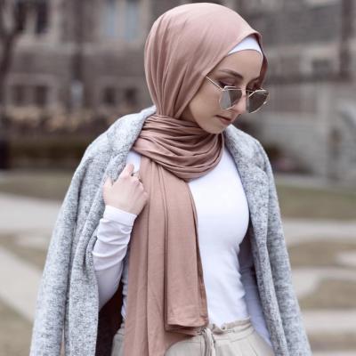 China 2020 Hot Full Body Piercing New Arrival Fashion Shawls For Women Custom Design Any Colors Cotton Muslim Hijab Tank Top Scarf for sale