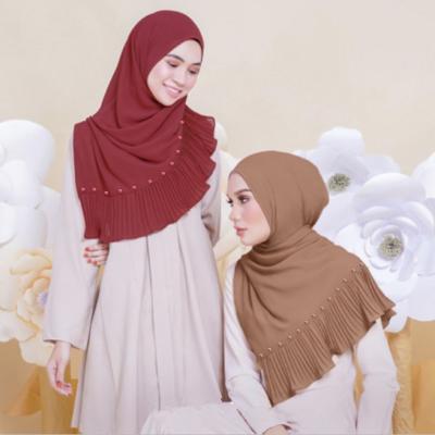 China Soft Feeling 2020 Summer Islamic Pearl Chiffon Scarf Headdress Pleated Feminine Women Hijab Pleated Muslim Beads Scarf for sale