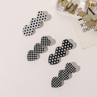 China RARA 6.5cm soft hot sale ins fashion women hair accessories custom girls hair clip love shaped plastic barrette for sale