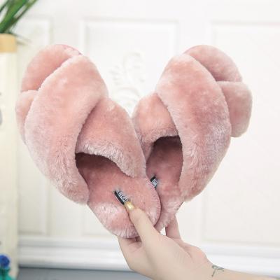 China Pink Wholesale Flip Flop Bedroom Women Faux Fur Fur Slippers Fashion Trend Winter Plush Girls Bedroom Slipper Fox Designer for sale