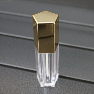 China Low MOQ empty gold plastic lip gloss bottle, creative portable lip gloss tube, lipstick tube for sale