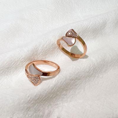 China Stainless Steel Diamond Shell Index Finger Ring Girls Inlaid Non Fade Rose Gold Openings Ring Vintage 2022 Latest for sale