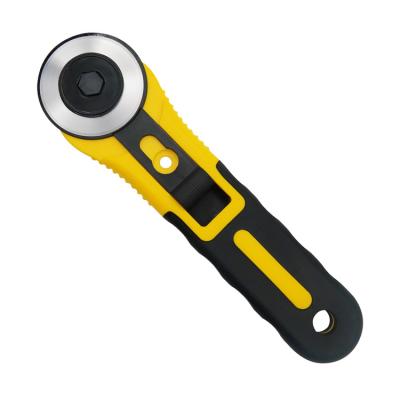 China UTILITY KNIFE 45mm rotary cutter with various blade shapes suitable for many occasions such as family and school for sale