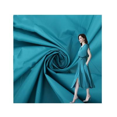 China Eco-friendly GRS certified polyester 210T taffeta fabric for bag garment lining en venta